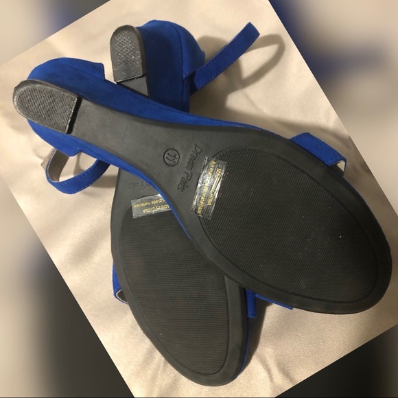 Deep Blue Wedges - Picture 3 of 5